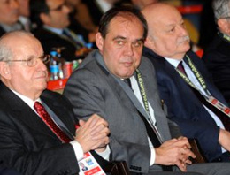 Federasyon başkanlığı yarışı kızıştı