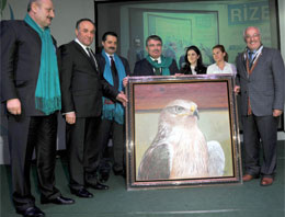 Bakan Şahin'e en anlamlı hediye