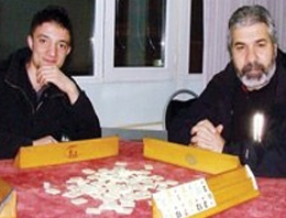 Van depreminden okeye döndüler!