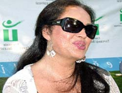 Türkan Şoray'a büyük ayıp!