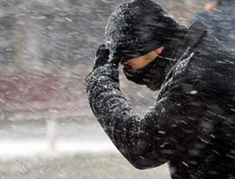 Hava ulaşıma kar engeli