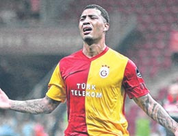 ‘Kazım Kazım’a G.Saray bakıyor’