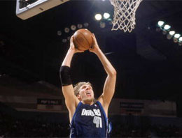 Sayı canavarı Nowitzki