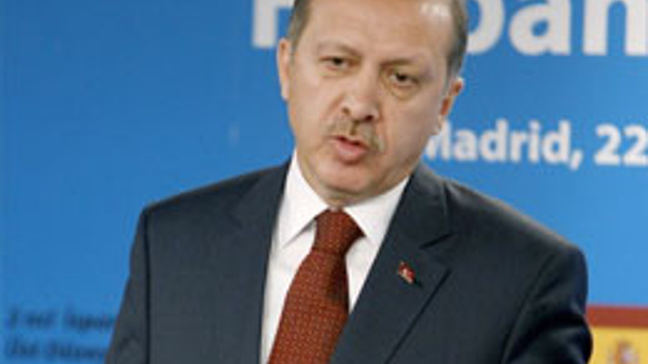 Başbakan'dan iki önemli ziyaret